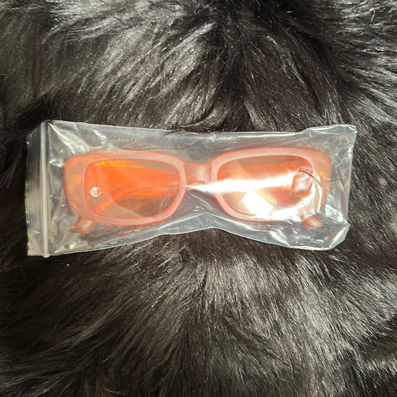 Orange Y2K Sunglasses - Picture 5 of 5